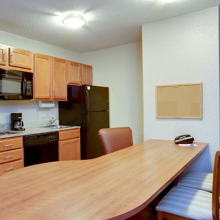 Candlewood Suites Chesapeake-Suffolk By Ihg Eksteriør billede