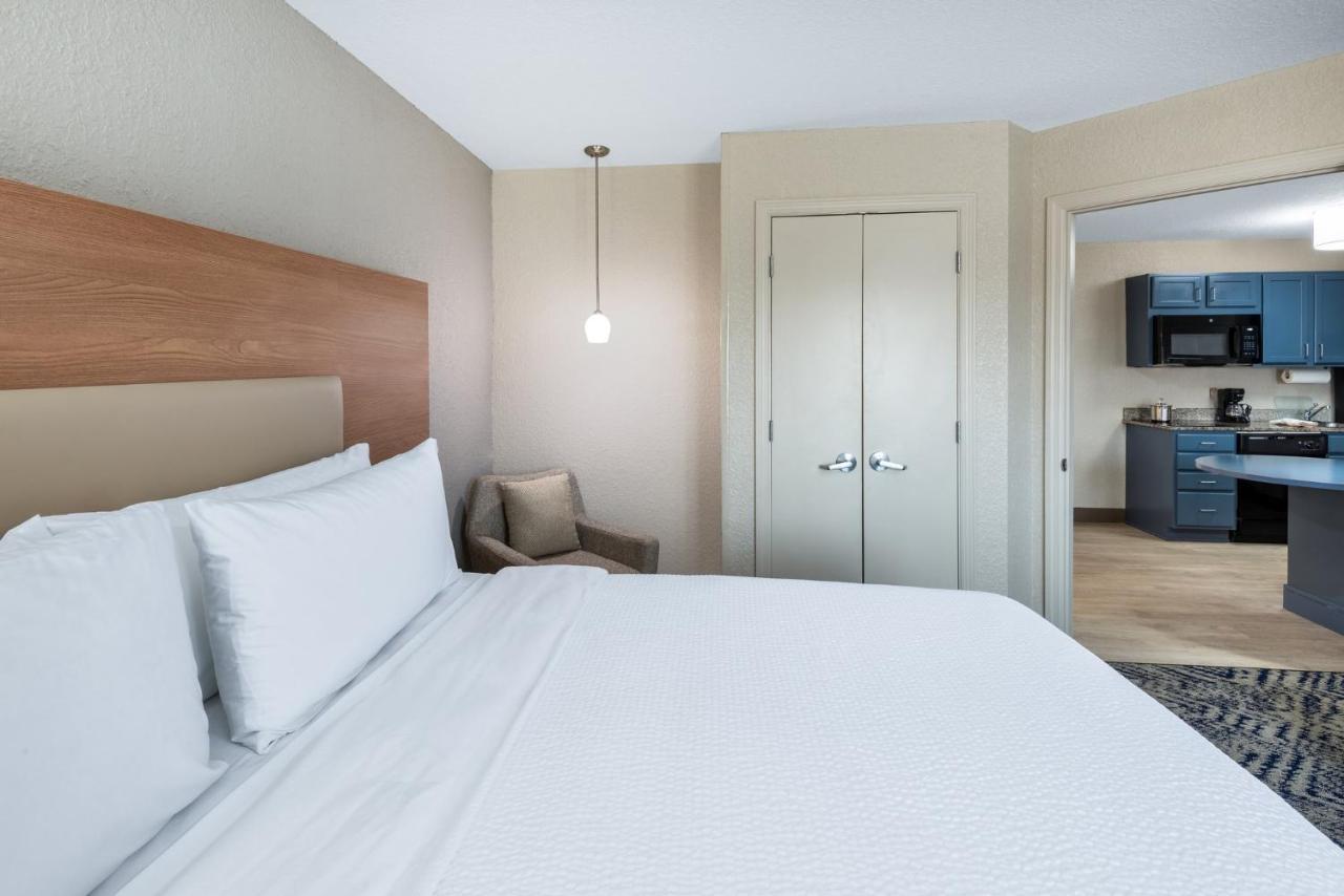 Candlewood Suites Chesapeake-Suffolk By Ihg Eksteriør billede