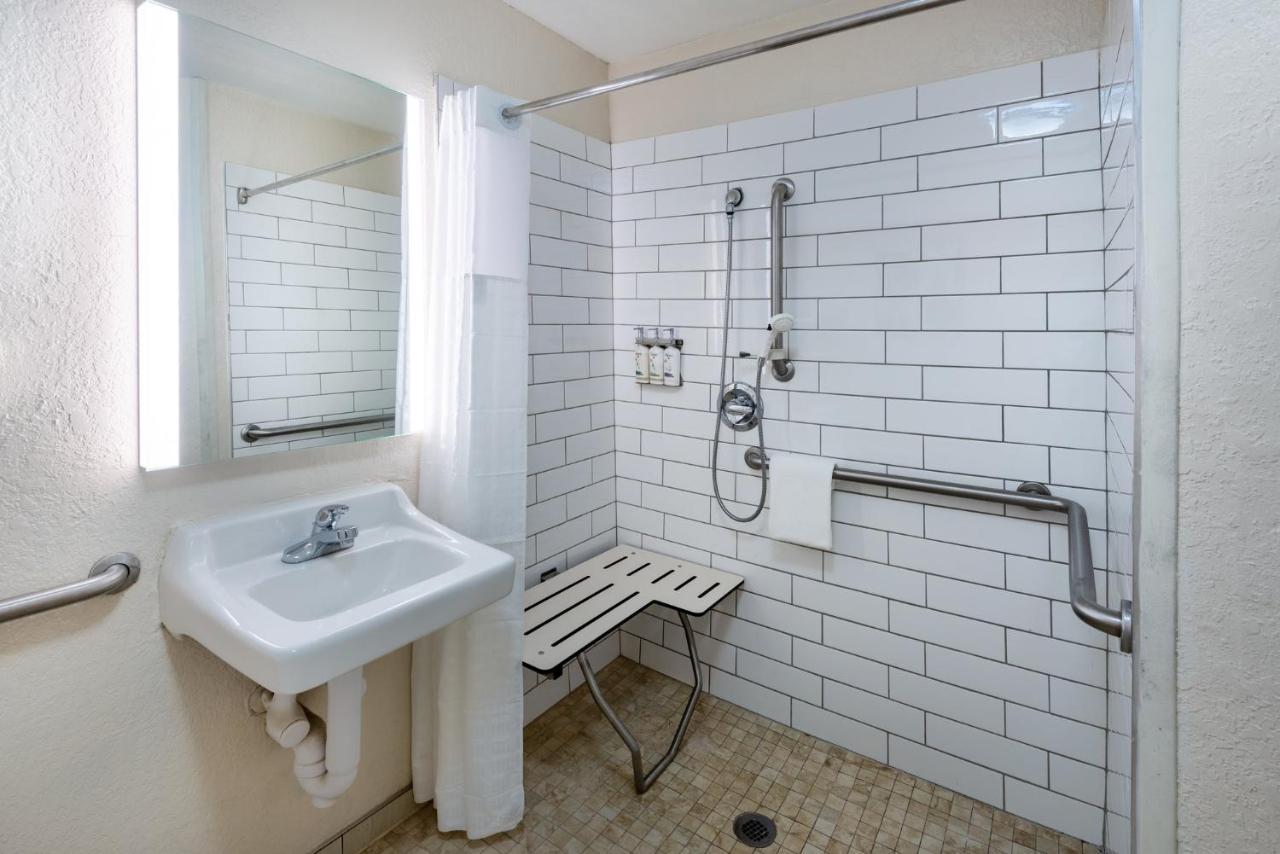 Candlewood Suites Chesapeake-Suffolk By Ihg Eksteriør billede